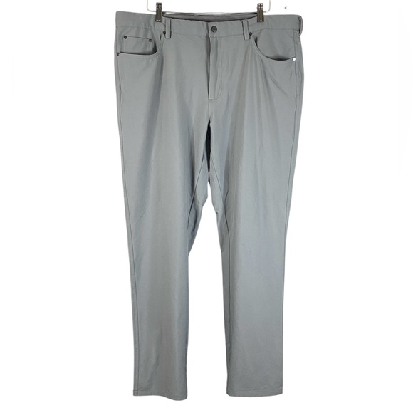 Greg Norman Collection Other - Men's Greg Norman Shark Straight Leg Chino Golf Pants  Regular Fit in Gray 40/32